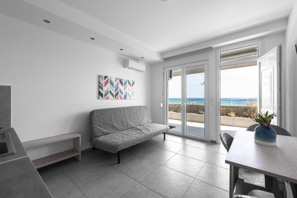 Blue Horizon 5 Apartment Nea Kallikrateia Bagian luar foto