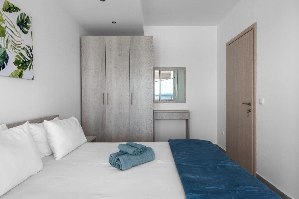 Blue Horizon 5 Apartment Nea Kallikrateia Bagian luar foto